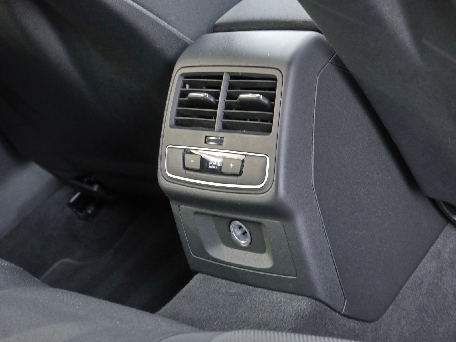 Audi A4 - Bild 16