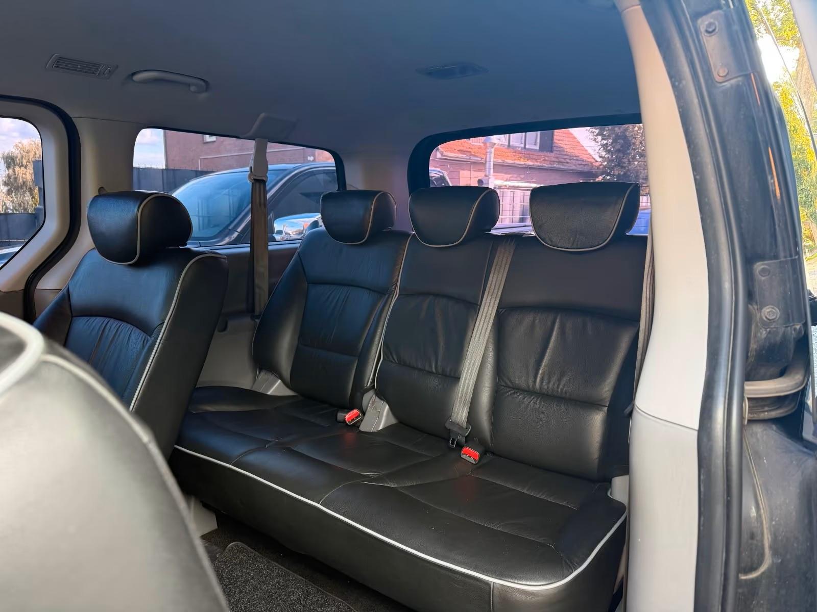Hyundai H-1 Travel 2.5 CRDi+Leder+2.Hand+8 Sitze+PDC+