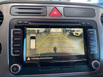 Volkswagen Tiguan Team 4Motion *Parkassistent*Navi*Kamera*