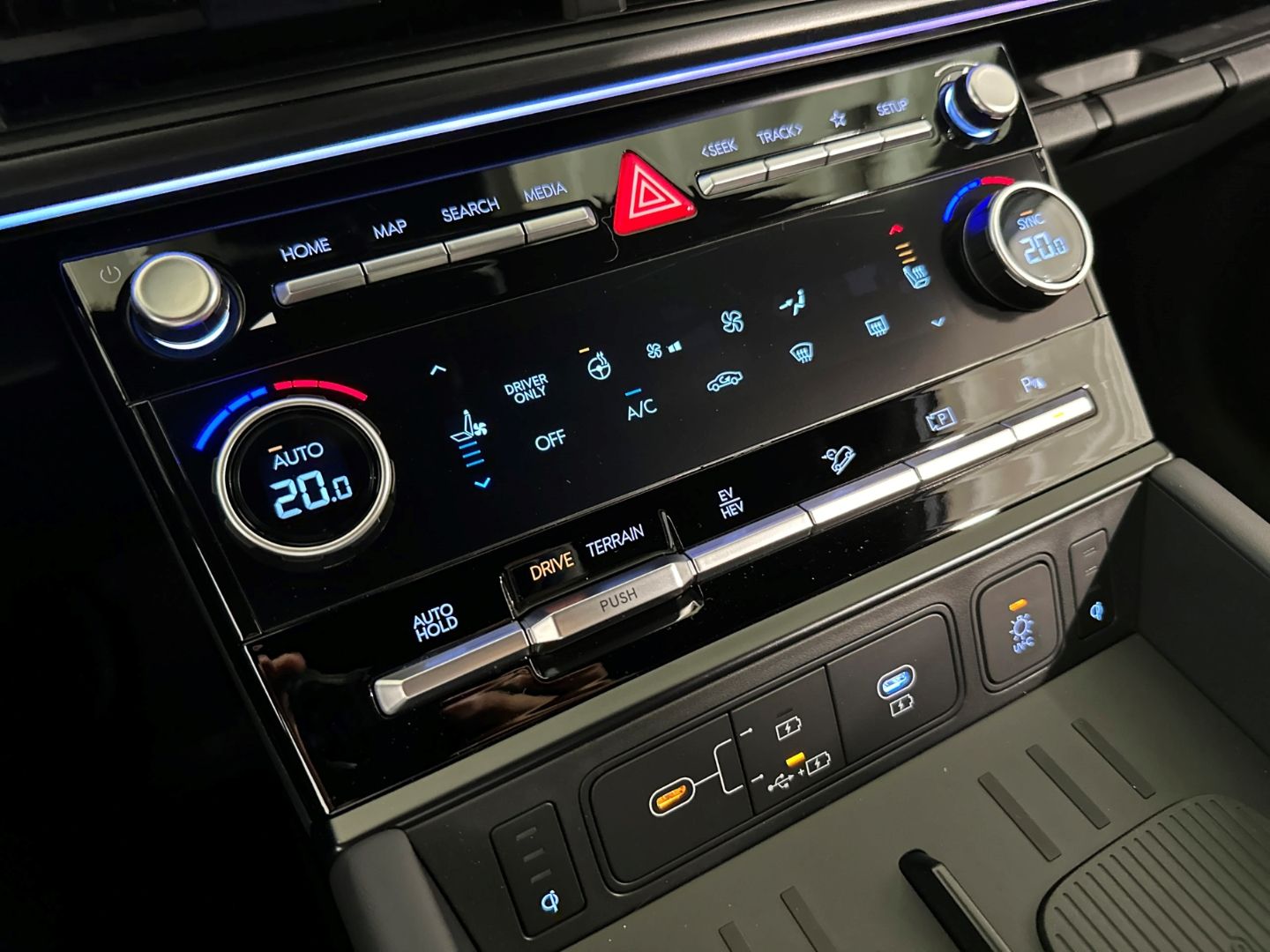 Hyundai SANTA FE - Bild 10