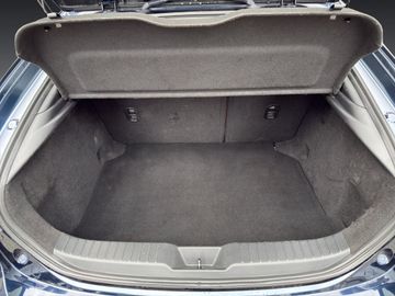 Mazda 3 - 9