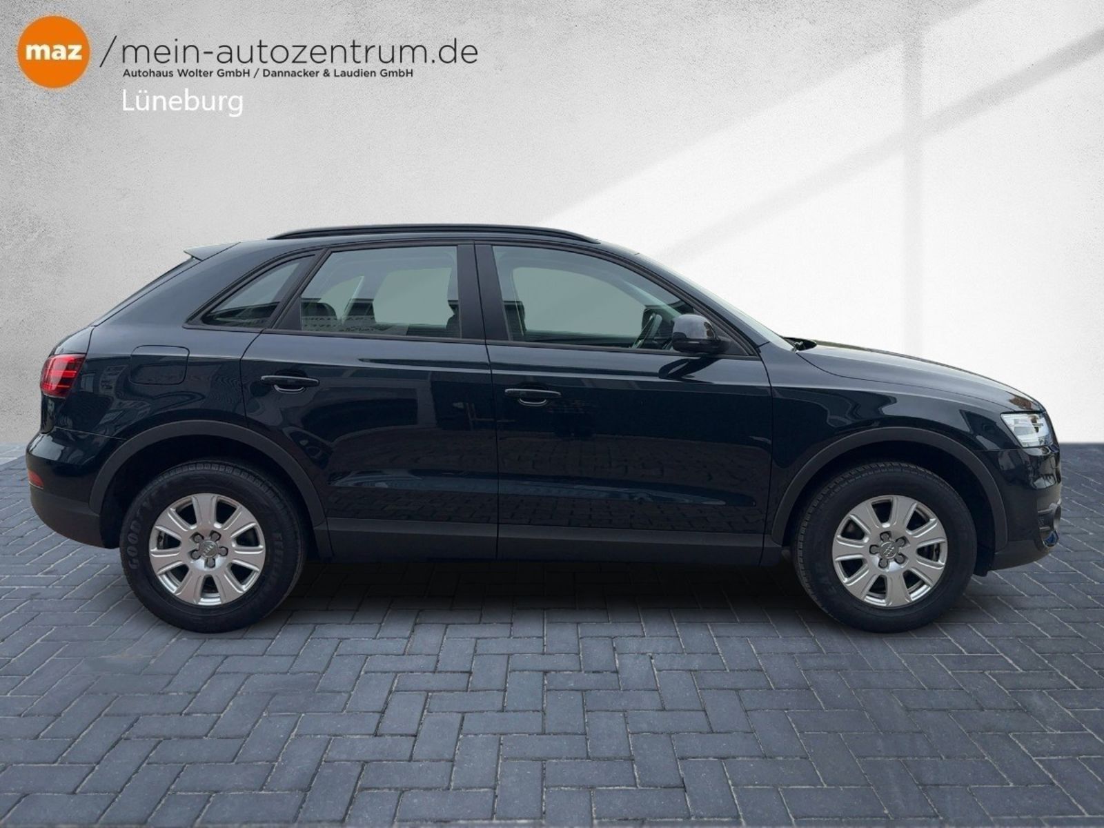 Fahrzeugabbildung Audi Q3 2.0 TFSI quattro Alu XenonPlus APS Sitzh.