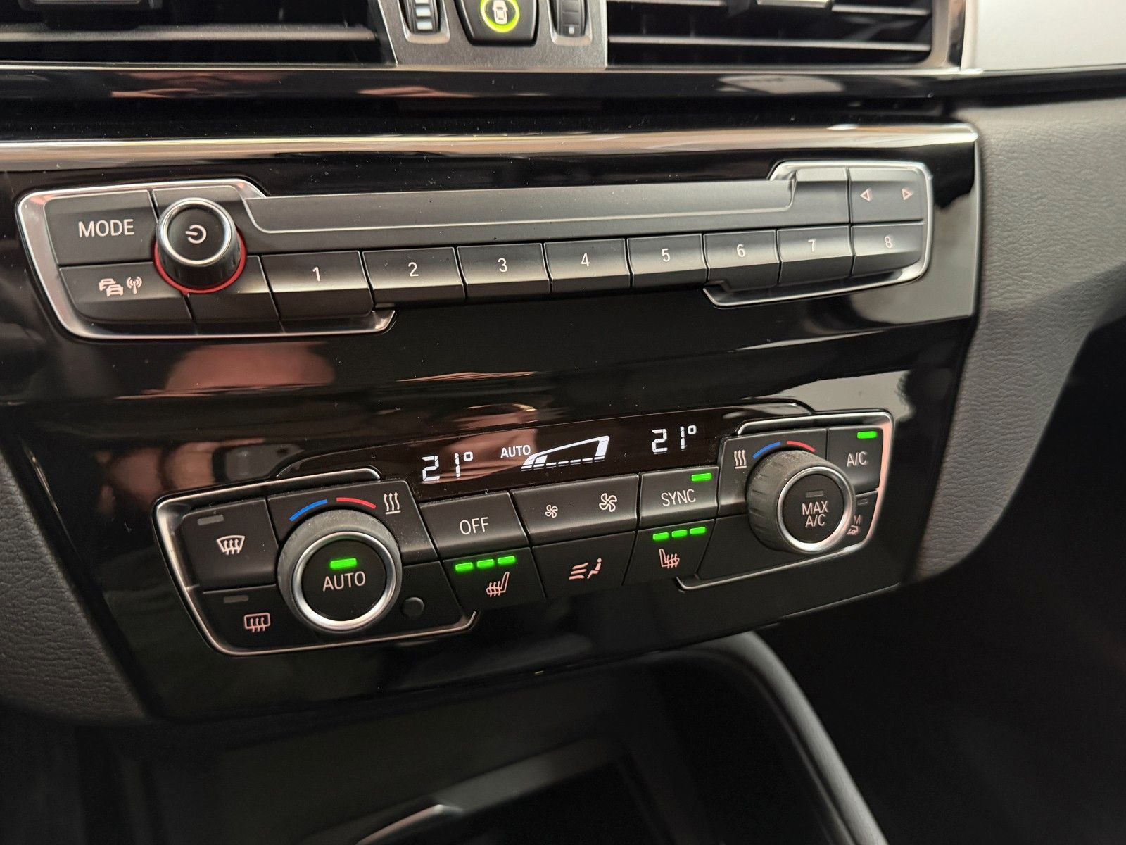 BMW X1 xDrive 25 e Advantage Hybrid 8xRäder TÜV9-27 foto 17