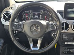 Fahrzeugabbildung B 180 Edition Navi LED Klimaautom Fahrerprofil S