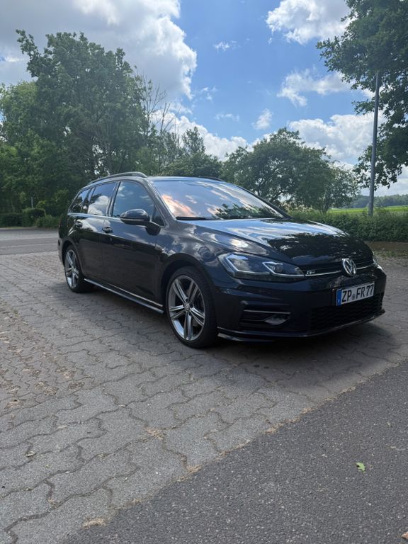 Image of Volkswagen Golf