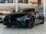 Maserati Ghibli 3.8 V8 Trofeo - Maserati Ghibli: Trofeo