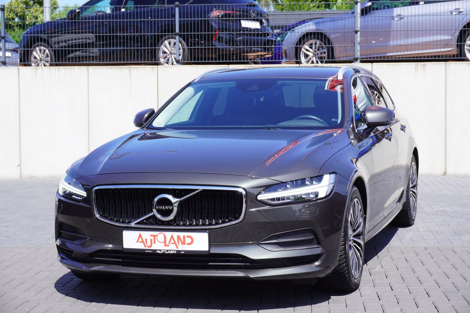 Volvo V 90 T4 Momentum Pro LED Navi ACC Keyless DAB foto 2