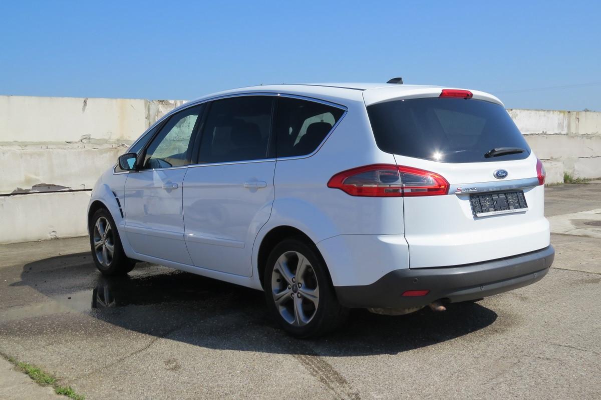 Ford S-MAX 2011 — interior