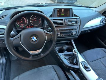 BMW 118 - 2