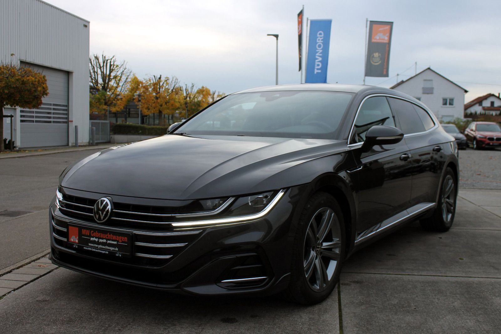 Fahrzeugabbildung Volkswagen Arteon SB 2.0TDI DSG R-Line 4M ACC KAM H&K AHK