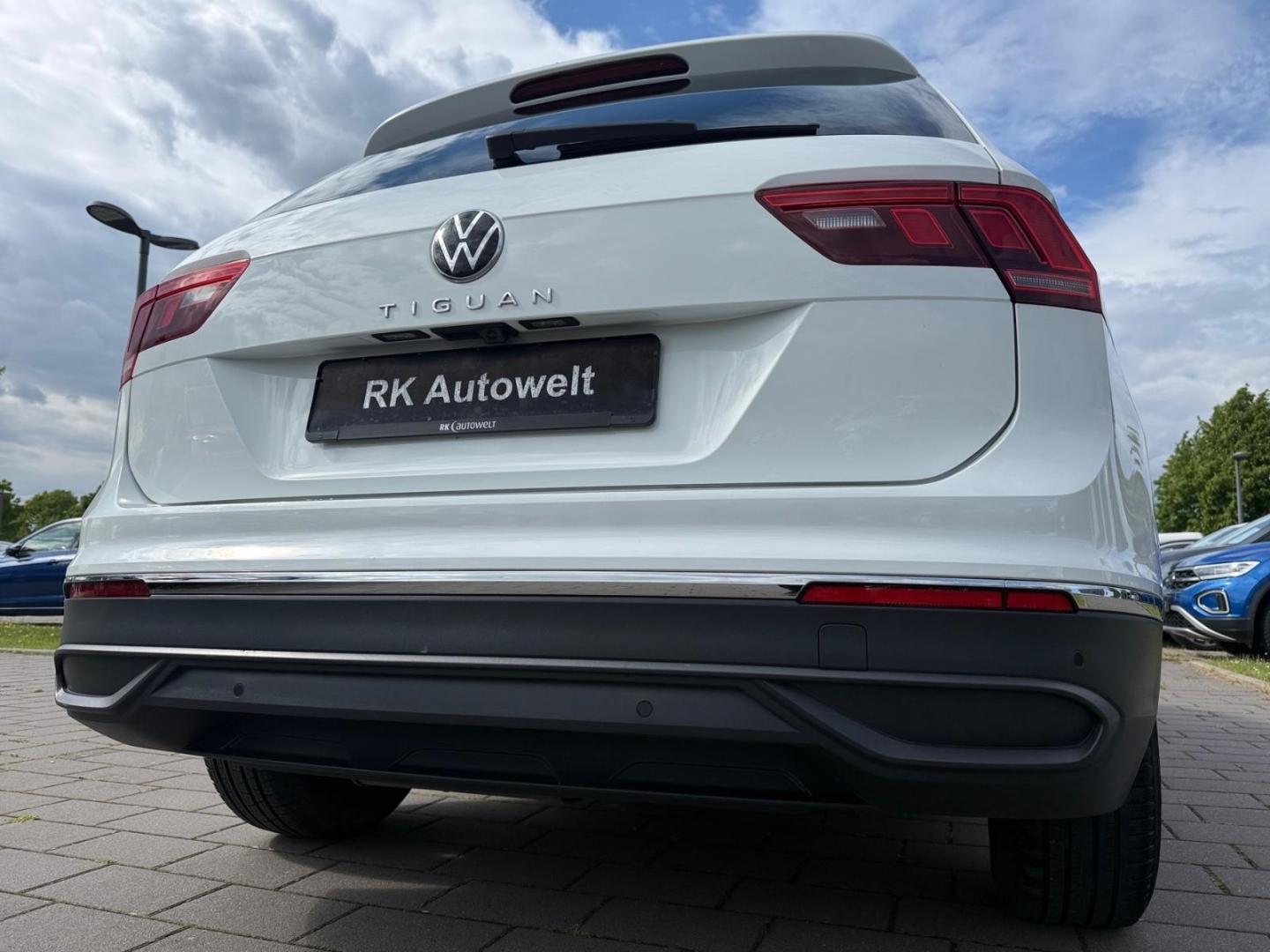 Volkswagen Tiguan Move 2.0 TDI AHK-klappbar Navi ACC CarPla, миниатюра 13