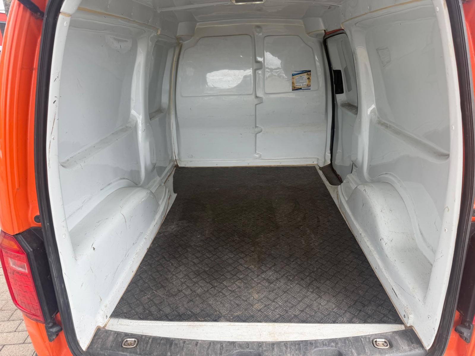Volkswagen Caddy Maxi 2.0 TDI Kasten Klima Sitzhzg PDC