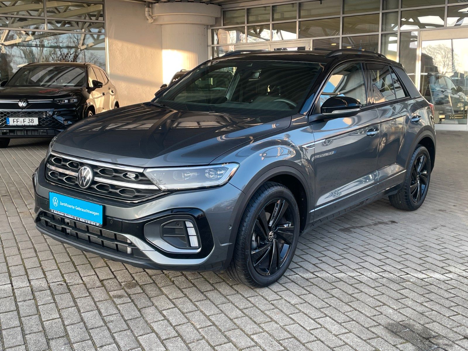 Volkswagen T-Roc 1.5 TSI OPF DSG R-Line foto 2