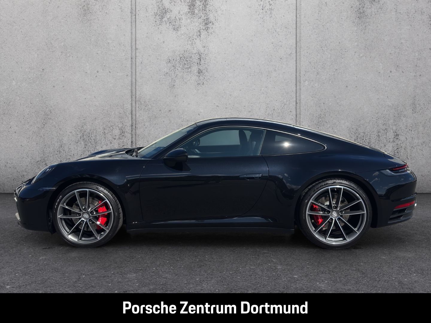 Porsche 992 (911) Carrera S foto 2