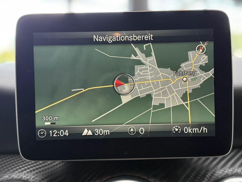 Mercedes-Benz A 200 CGI AMG Line, LED, Leder, Navi, 7G, Kamera