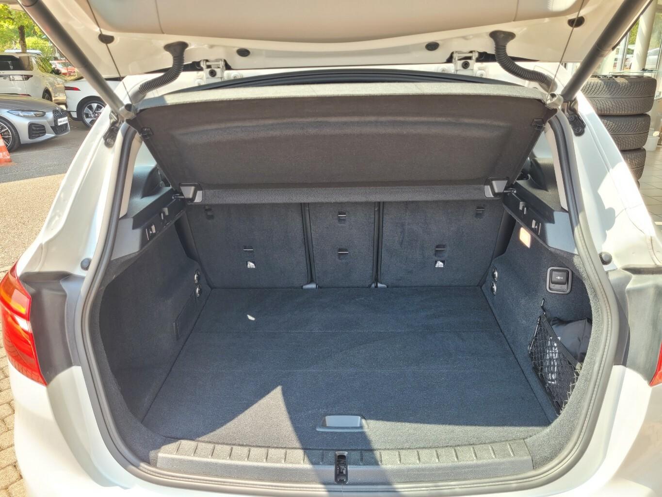 BMW 220 Active Tourer 220 i Luxury Line*AHK*Business