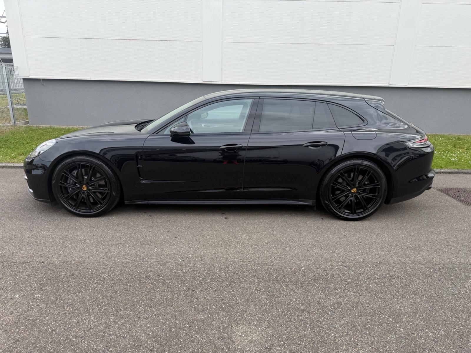 Porsche Panamera Sport Turismo 4 E-Hybrid Edition 10