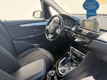 BMW 218 - 11