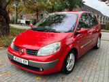 Renault Scenic Authentique 1.6 16V - Renault Scenic Authentique mit Benzin-Antrieb