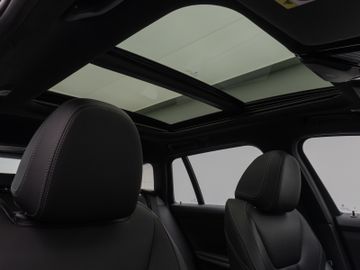 Fahrzeugabbildung BMW M340d xDr Tour HUD H/K Pano M Sportbremse Laser