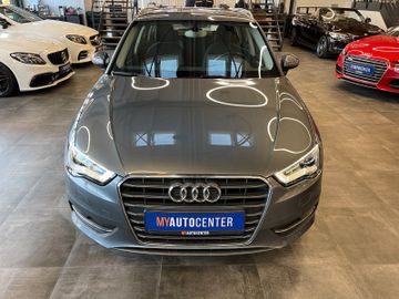 Audi A3 Sportback attraction ultra*2. Hand*Navi*Xenon