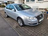 Volkswagen Passat Lim. Highline, Navi,  Zahnriemen neu!! - Volkswagen Passat aus 2007: Highline