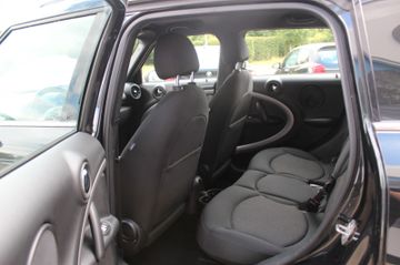 Fahrzeugabbildung MINI ONE Countryman One Navi