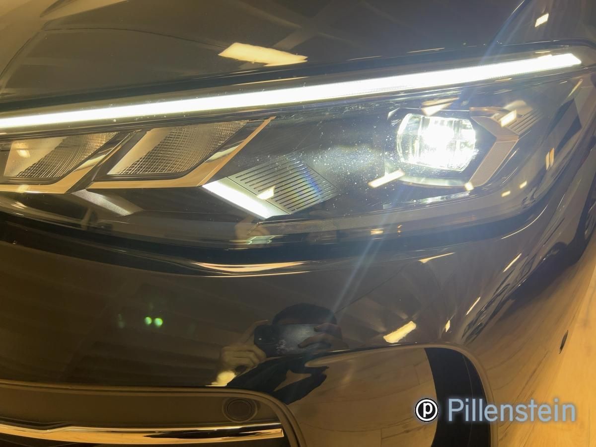 Volkswagen Passat - Bild 17