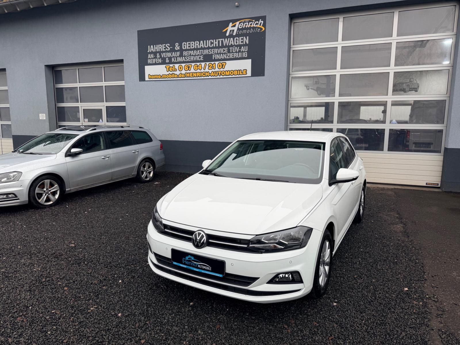 Volkswagen Polo VI Highline 110PS Navi ACC PDC SHZ Alu