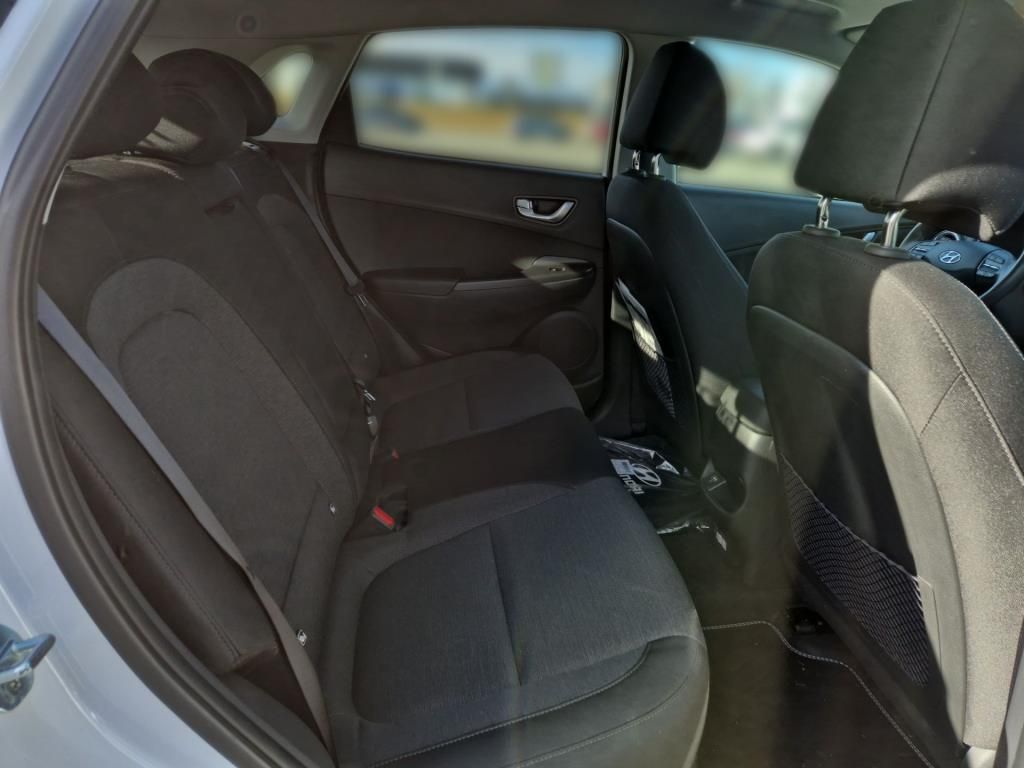 Erstes Annaberger Autohaus -  Hyundai KONA Elektro, Navi, LED Scheinwerfer,  Rückfahrk - Bild 13 Erstes Annaberger Autohaus -  Hyundai KONA Elektro, Navi, LED Scheinwerfer,  Rückfahrk - Bild 13