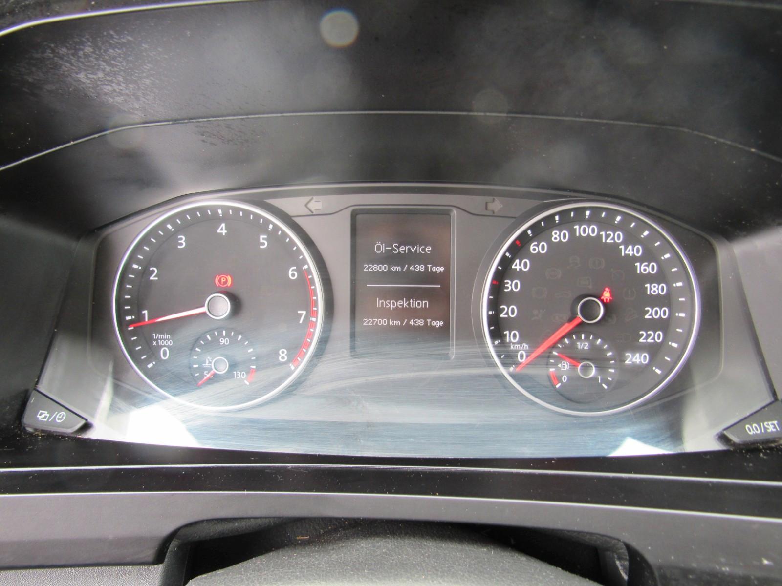 Volkswagen T6 2.0 TSI Kasten lang NAV AHK SHZ MULTI