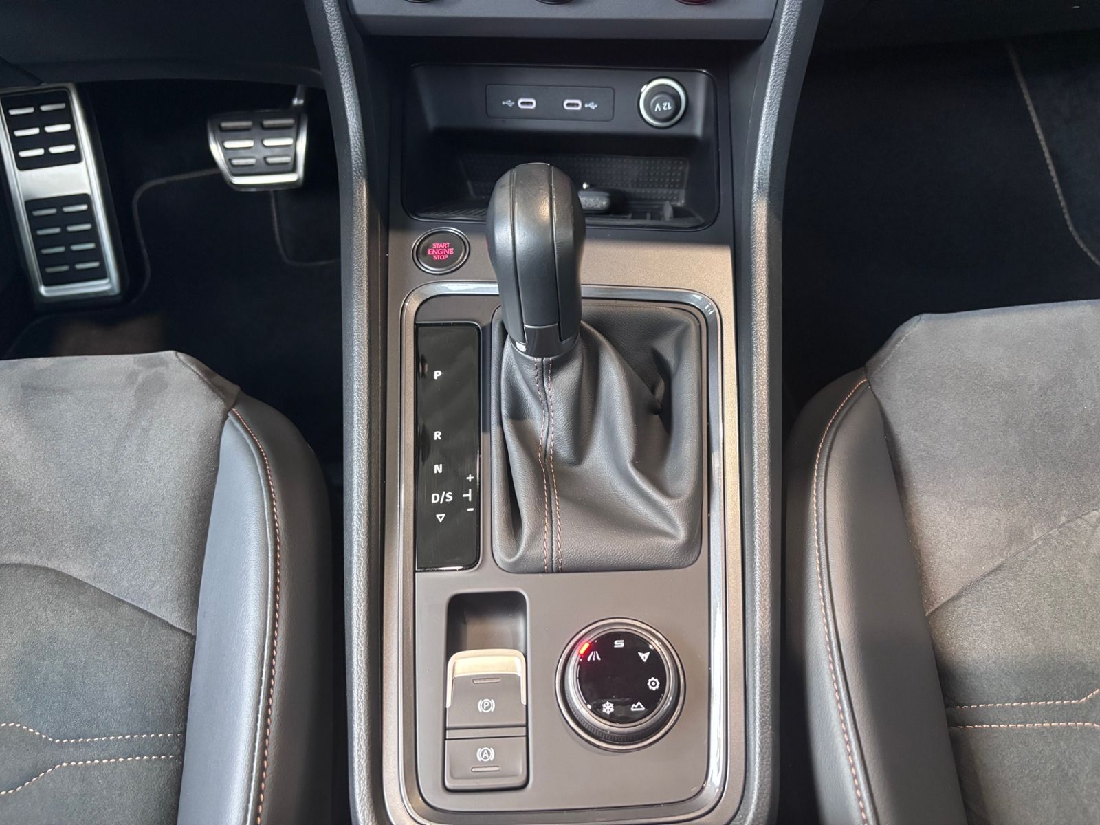 Fahrzeugabbildung CUPRA Ateca 4Drive PANO BEATS ACC LED