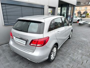Bild 6 Mercedes-Benz B 180 Style Automatik Navi PDC SHZ