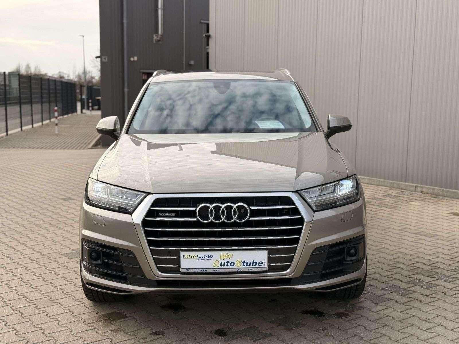 Audi Q7 3.0 TDI quattro S-line/Pano/HuD/Ahk/Nachtsich
