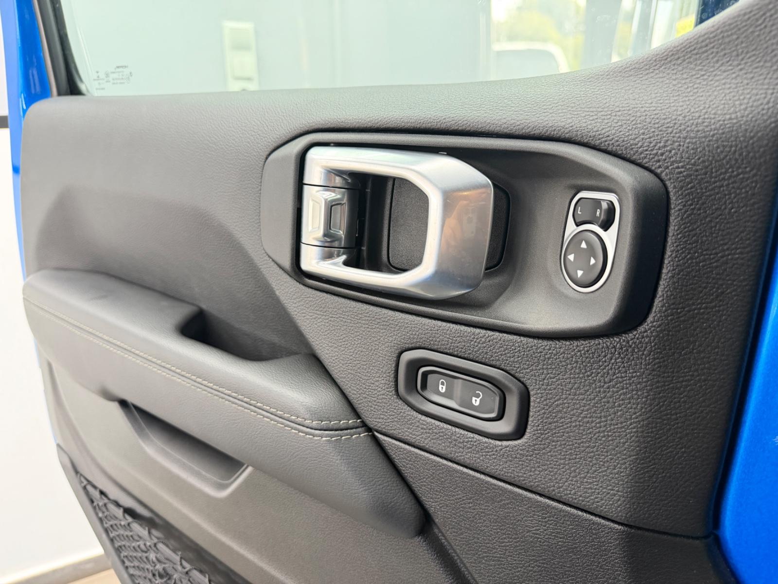 Jeep Wrangler 2.0 4XE Unlimited Sahara*Hydro Blue*LED, миниатюра 22