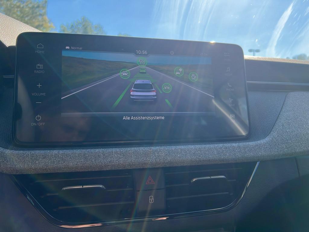 Skoda Kamiq 1.0 TSI Selection PDC KAMERA ACC LED NAVI