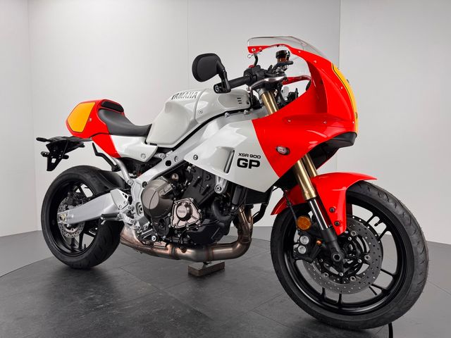 Yamaha XSR 900 GP *NEUFAHRZEUG MJ25