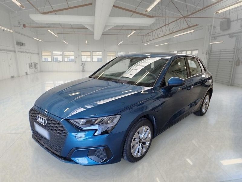 Audi AUDI A3 SPORTBACK 40 TFSI E S TRONIC BUSINESS S.