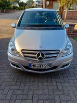 Mercedes-Benz B 180 BlueEFFICIENCY -