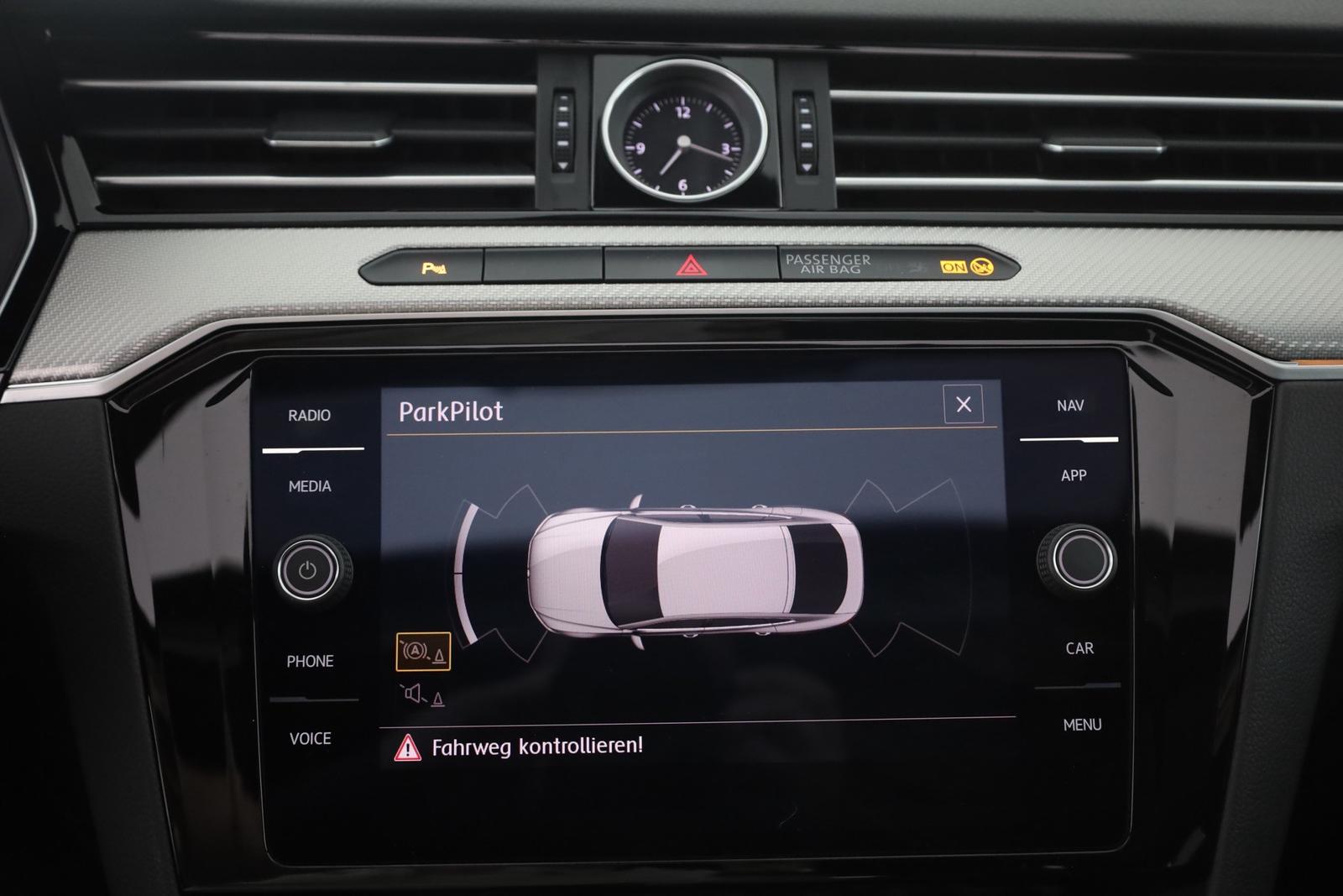 Volkswagen Arteon 2.0 TDI DSG R-Line 4M LED Navi Panorama
