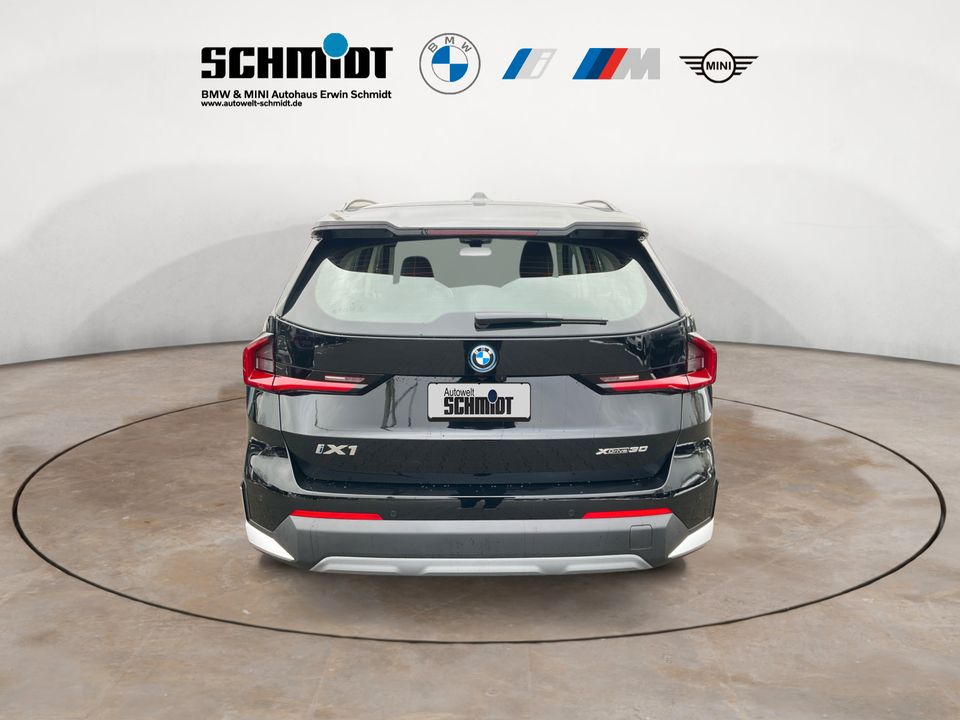 BMW iX1 - Bild 5
