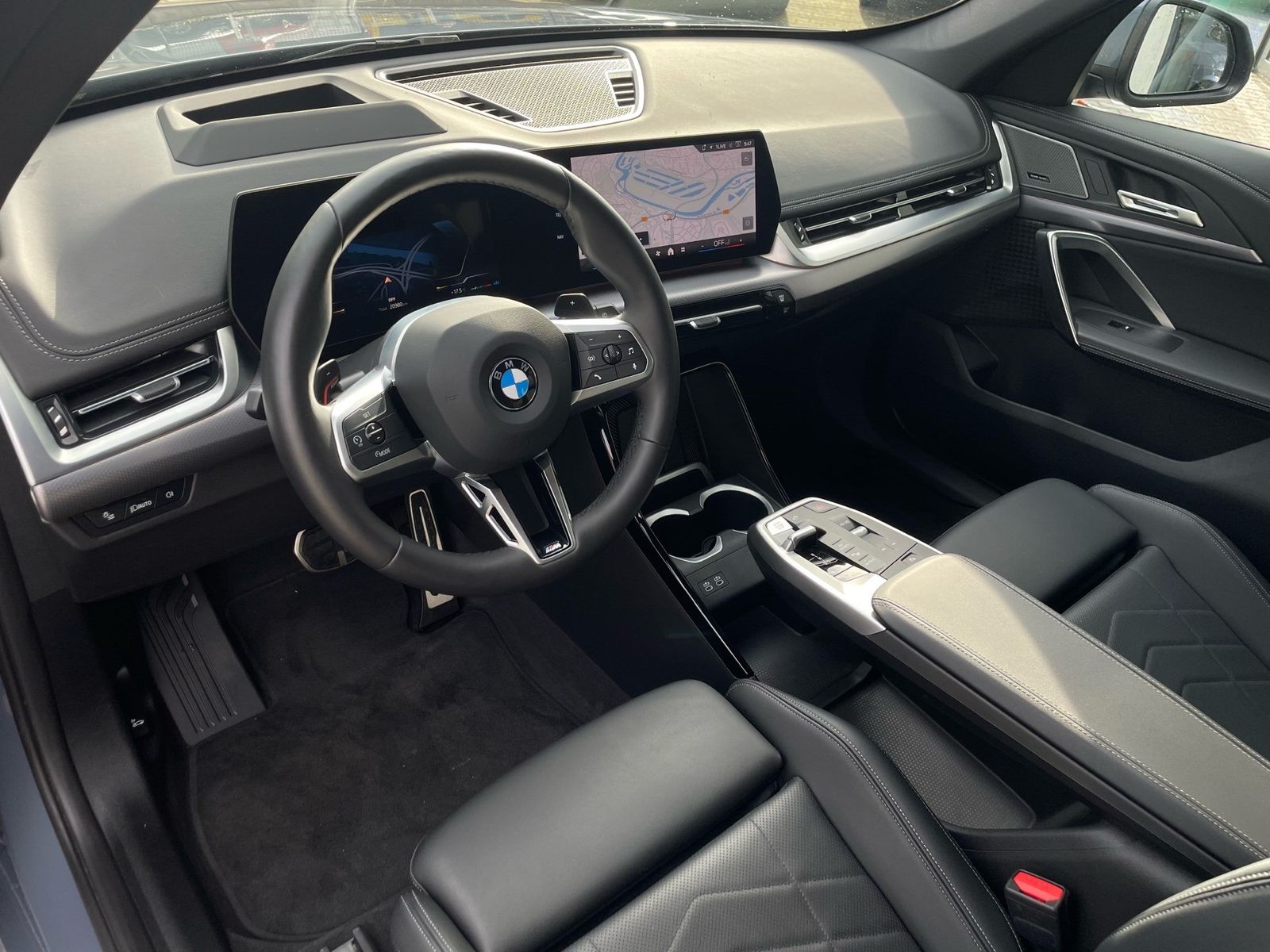 BMW X1 xDrive23i M Sport AHK ACC elAktivsitze 360° foto 3