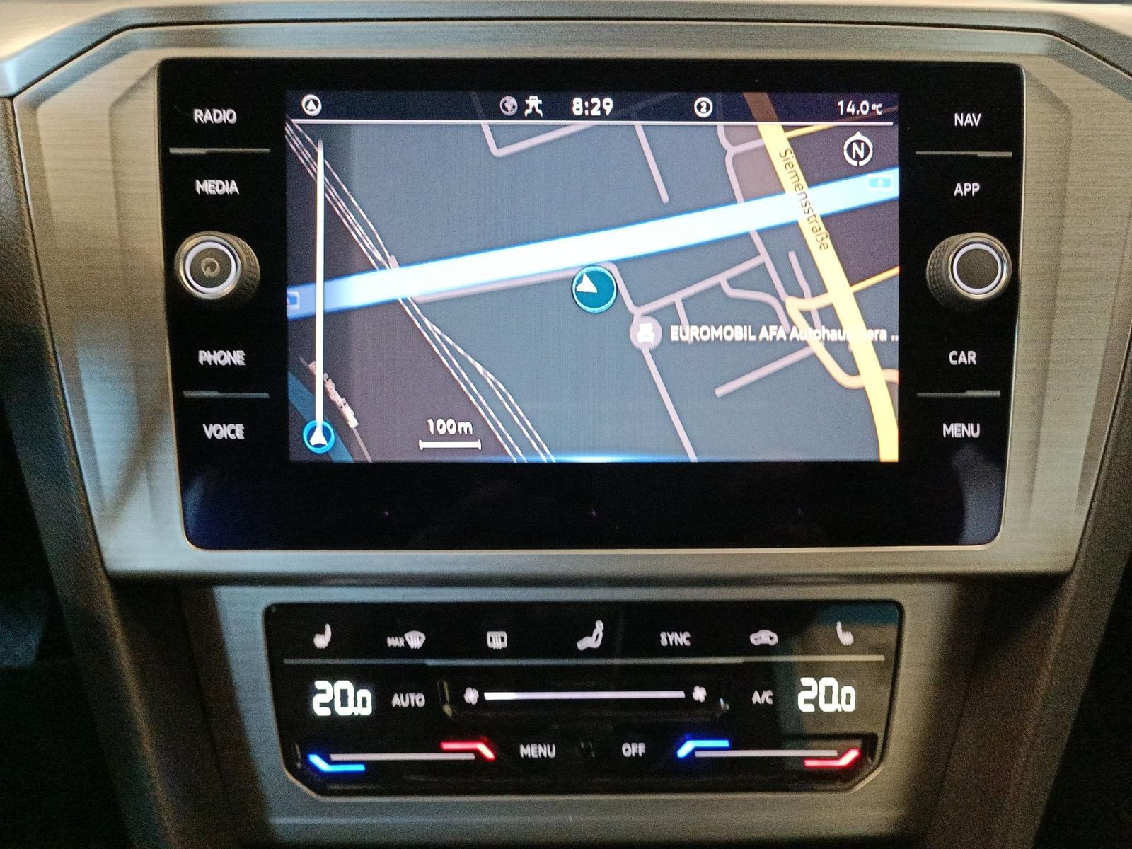 Volkswagen Passat Variant - Bild 13