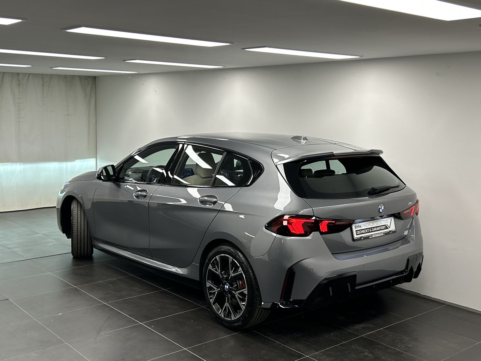 BMW 116 Hatch M Sportpaket Pro Head-Up DAB LED Shz imagem 3