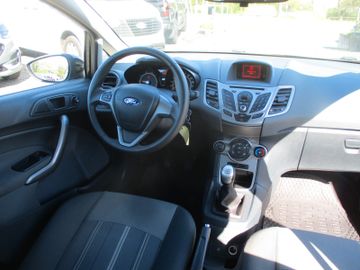 Ford Fiesta Trend Klimaanlage + Allwetter