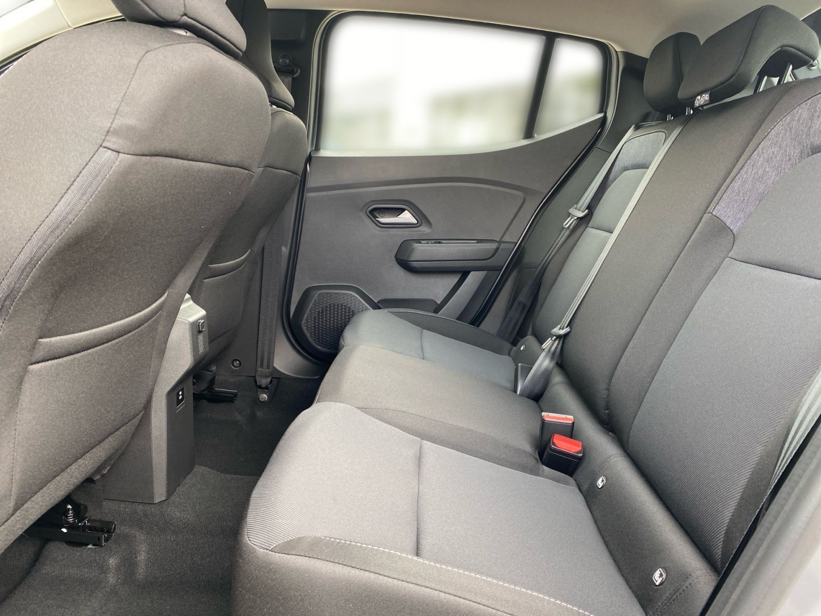 Fahrzeugabbildung Dacia Sandero III 1.0 TCe 100 Expression*NAVI*Sitzheiz