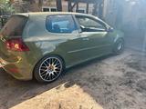 Volkswagen Golf 5  1.9 Tdi BLS  R32 Teile GTI Leder T... - Volkswagen Golf: GTI TDI