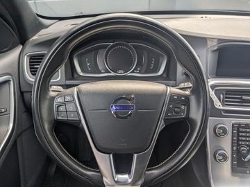 Volvo V60 - 11