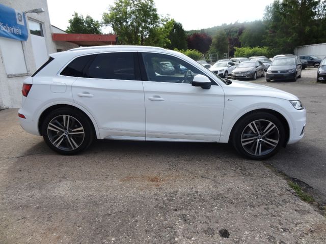 Fahrzeugabbildung Audi Q5 quattro sport/S-Line/HUD/Pano/Navi/Matrix/2.H