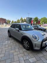 MINI Cooper S Classic Trim Steptronic Classic Trim - gebrauchte MINI MINI aus dem Jahr 2023